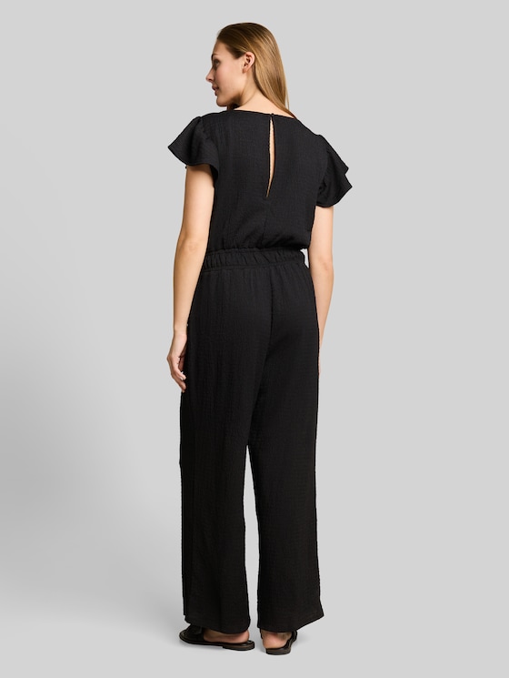 Crinkle jumpsuit with ruffled sleeves - deep black