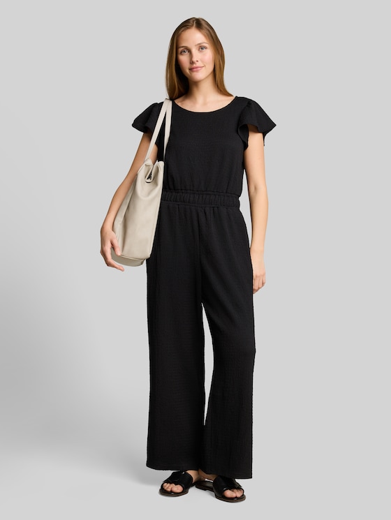Crinkle jumpsuit with ruffled sleeves - deep black