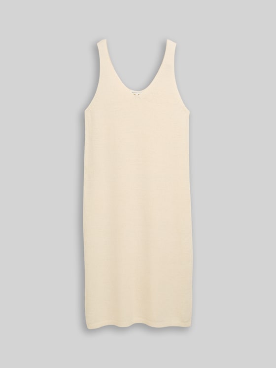 Loose-fit knitted dress with a V-neck - Dove White