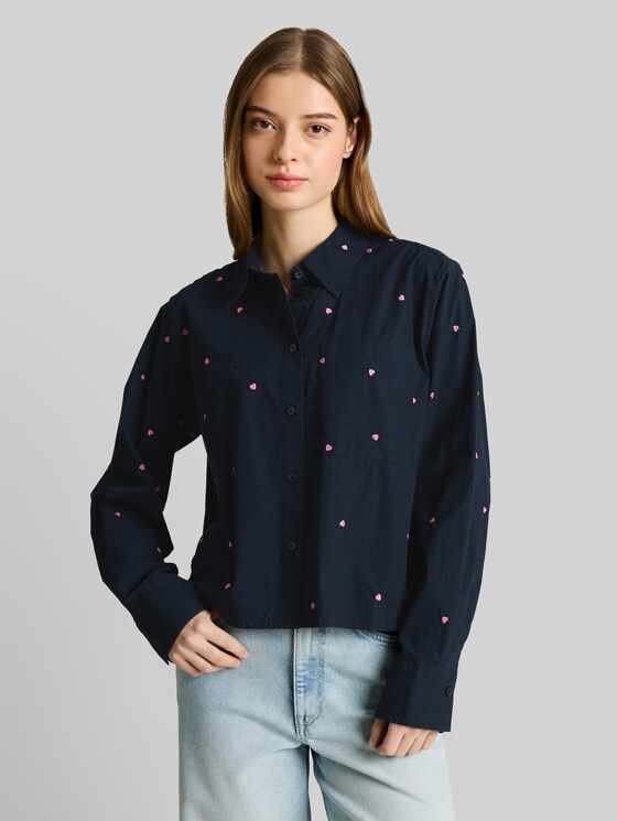 Boxy-fit shirt blouse with embroidery - navy pink heart embroidery