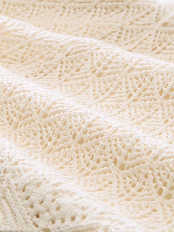 Knitted shorts with lace pattern - Dove White