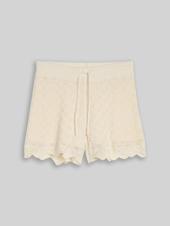 Knitted shorts with lace pattern - Dove White