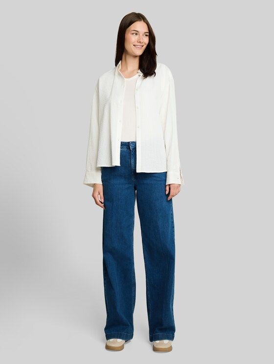 Basic long-sleeved top with a V-neck - Whisper White
