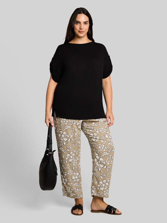 Plus Size - T-shirt with turn-up feature - deep black