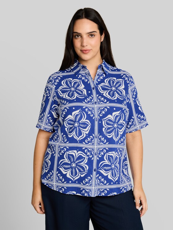 Plus Size - Loose-fit blouse with linen blend - blue flower tile design