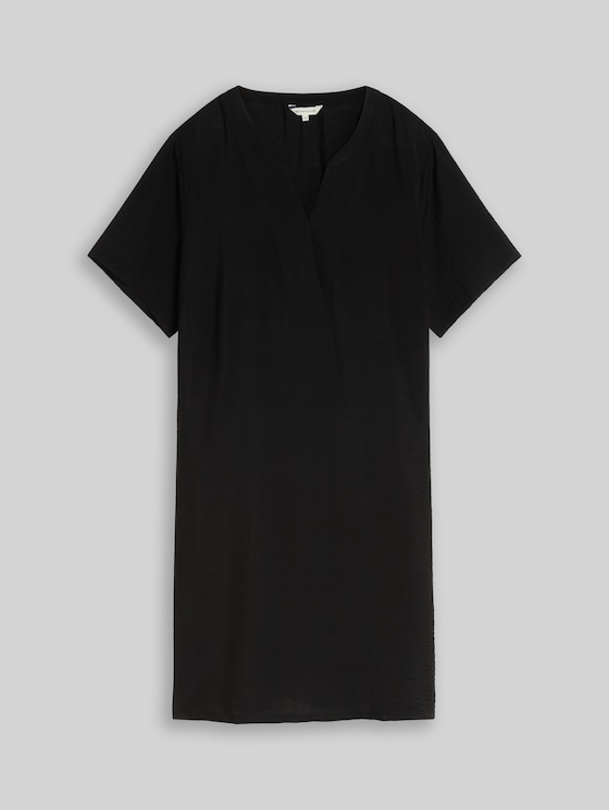 Plus Size - V-neck dress - deep black