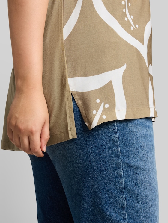 Plus Size - T-shirt in a mix of materials - Silver Olive
