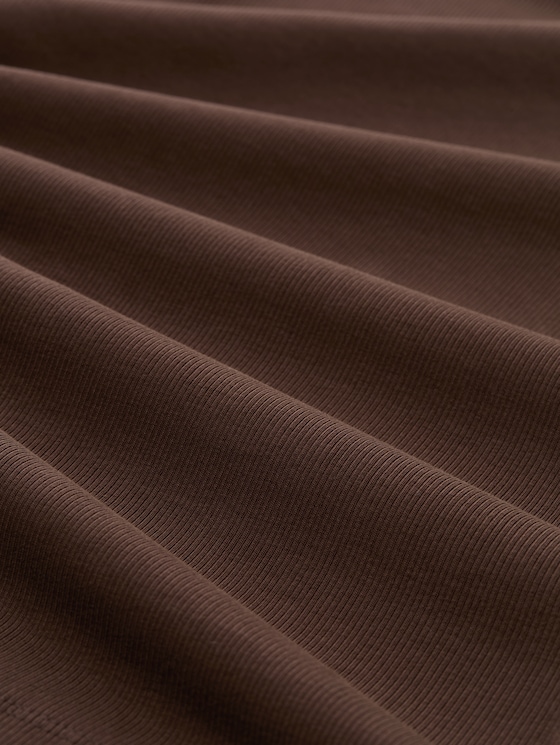 Slim-fit long-sleeved top with ribbed texture - cool dark brown