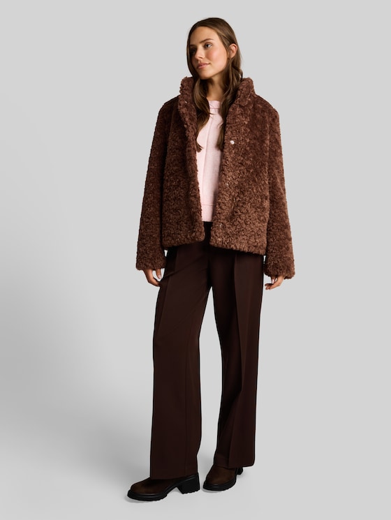 Faux fur jacket with stand-up collar - camel