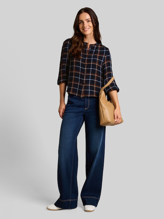 Seersucker blouse with a checked pattern - navy camel beige check