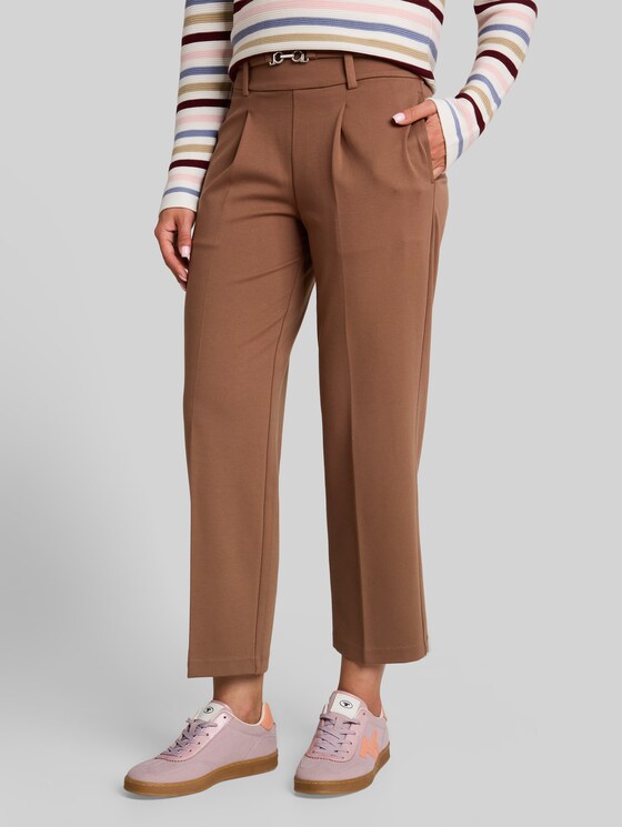Cropped straight-leg trousers with a belt - camel