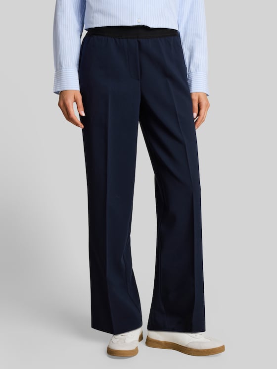 Straight Trousers with a crease - sky captain blue