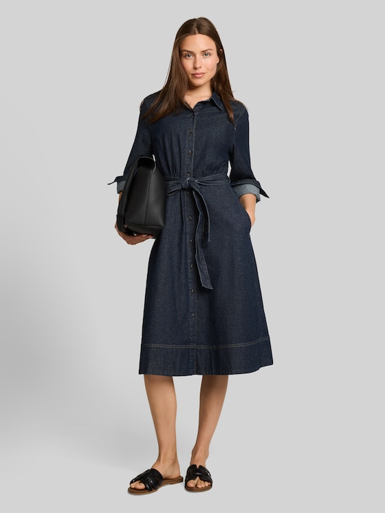 Loose-fit denim dress with belt - Blue Rinse Denim