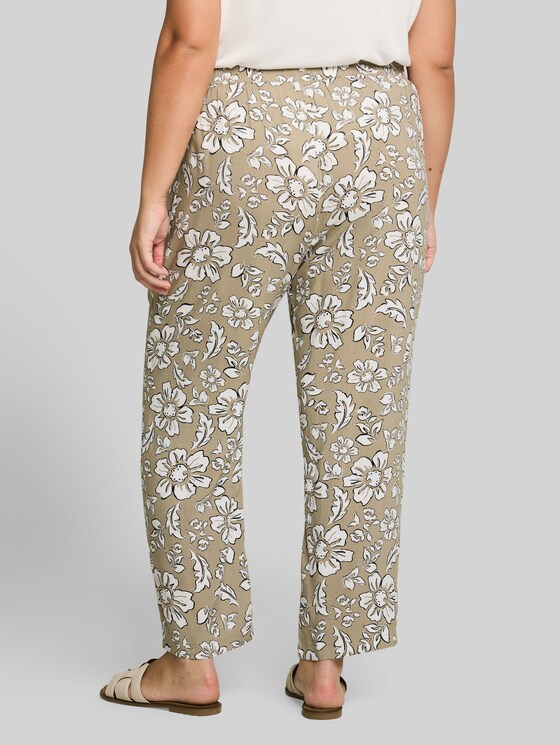 Plus Size - Loose-fit viscose trousers - olive big flower design