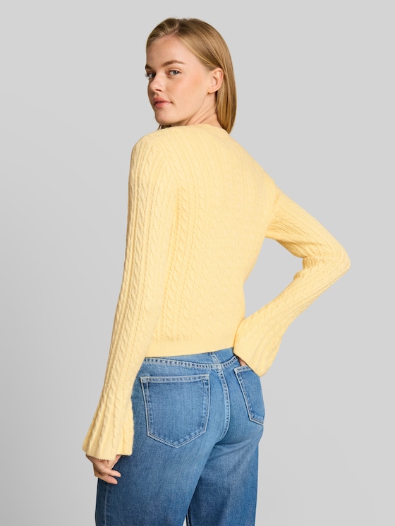Knitted pullover with a plait pattern - soft vanilla yellow