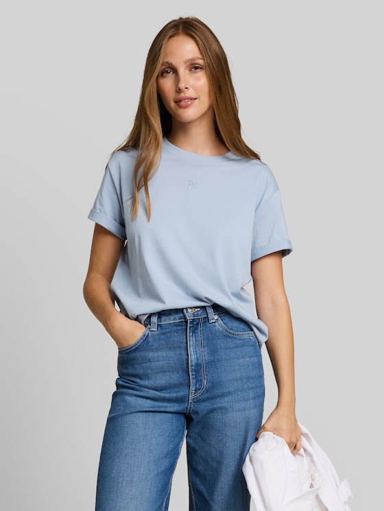 Boxy-fit T-shirt with embroidery - foggy sky blue