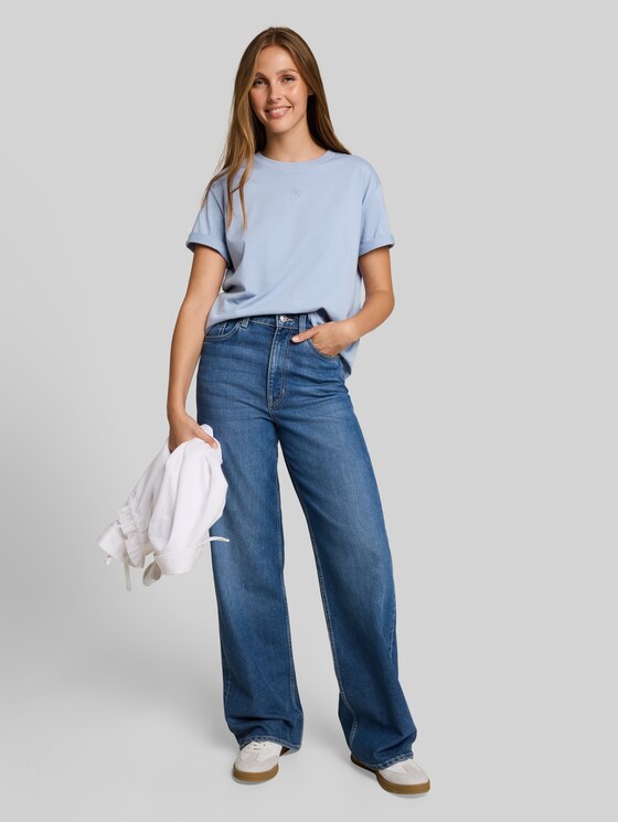 Boxy-fit T-shirt with embroidery - foggy sky blue