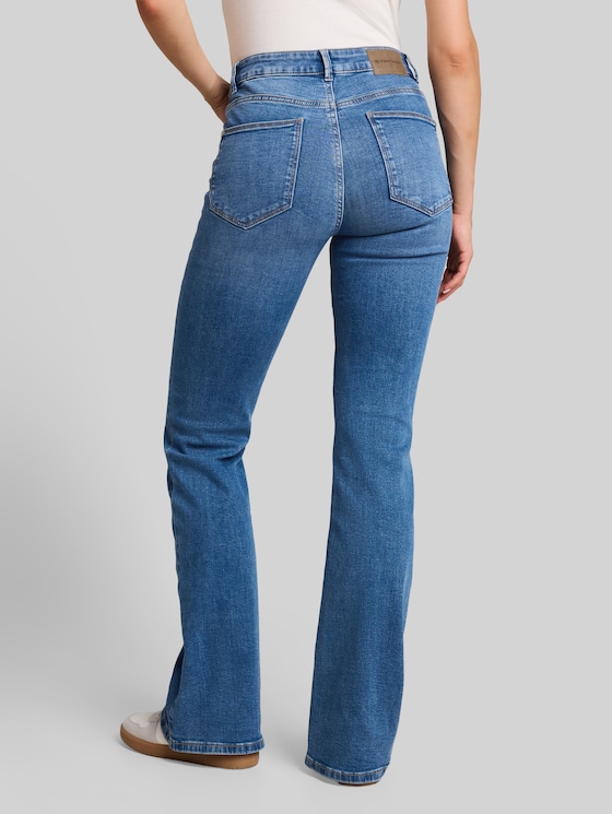 TTSTELLA bootcut jeans with patch pockets - Clean Mid Stone Blue Denim