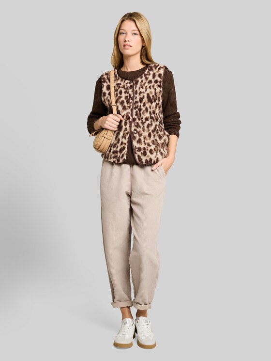 Boxy-fit teddy vest with pockets - beige java brown leo print