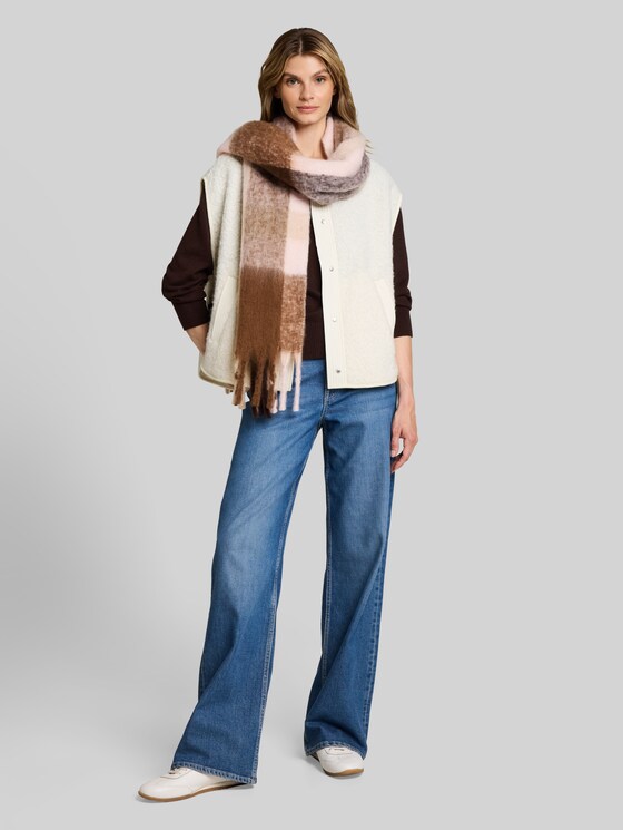 Cape-style teddy vest - Whisper White