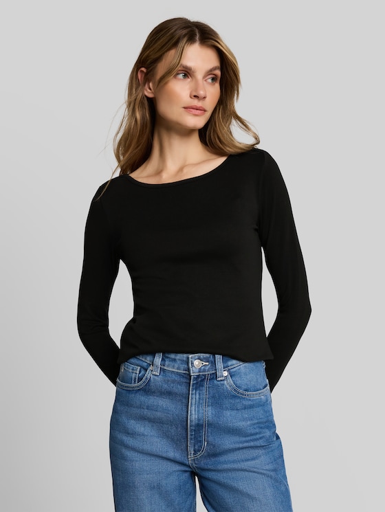 Slim-fit long-sleeved top with a boat neck - deep black