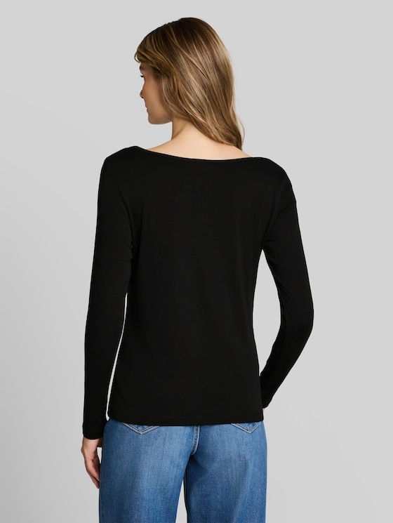 Slim-fit long-sleeved top with a boat neck - deep black