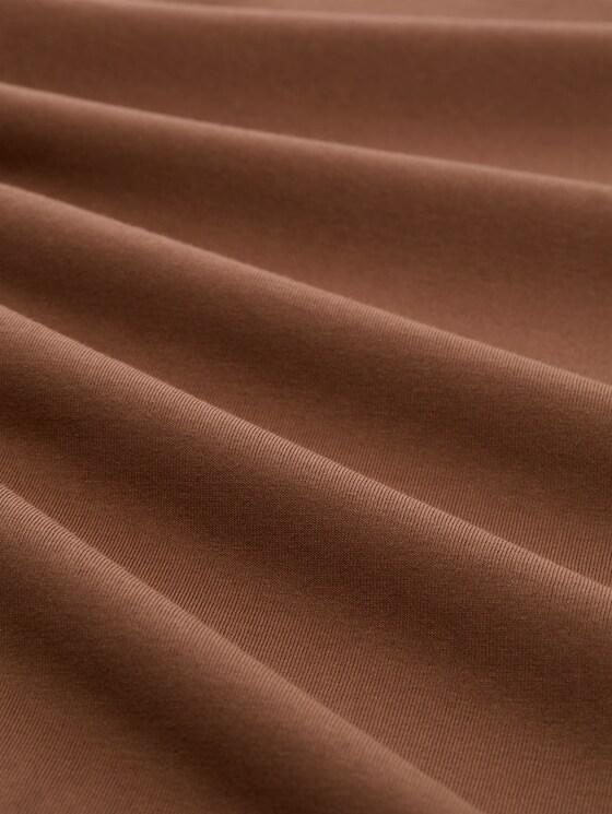 Slim-fit long-sleeved top with a boat neck - camel