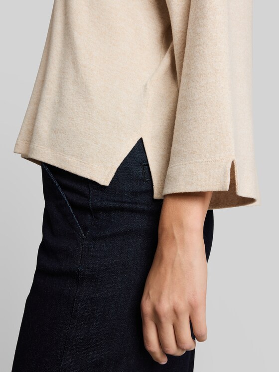 Cosy long-sleeved shirt with V-neck - whisper offwhite melange
