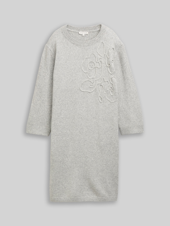Knitted dress with embroidery - soft grey melange