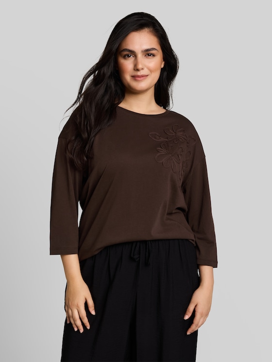Plus Size – Loose-fit T-shirt with floral appliqué - java dark brown