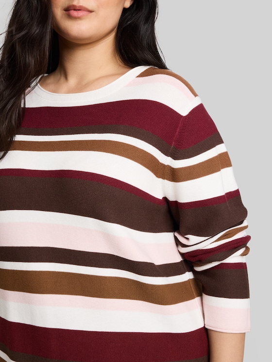 Plus Size – Cotton knitted jumper - camel brown red stripe