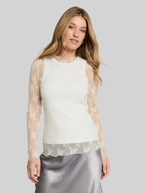 Slim-fit long-sleeved top in lace - off white