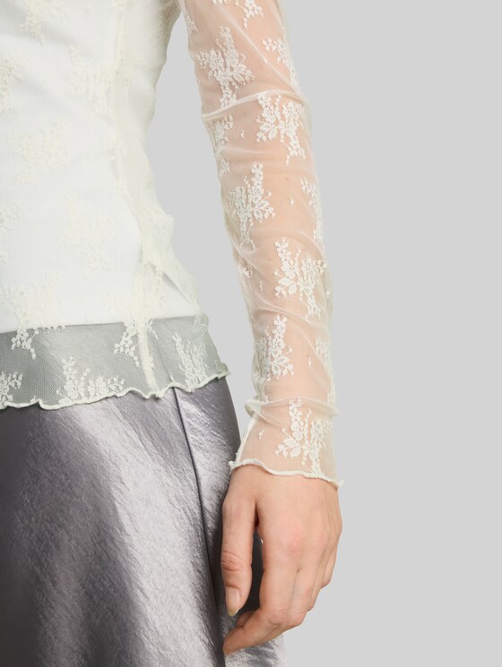 Slim-fit long-sleeved top in lace - off white