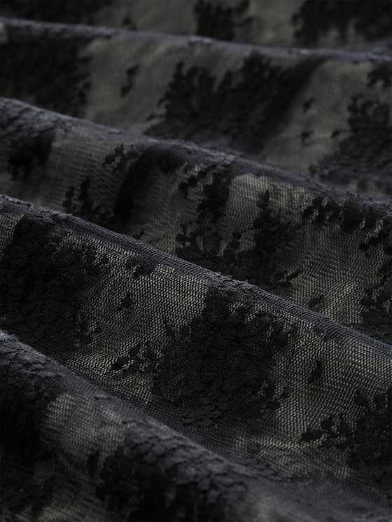 Slim-fit long-sleeved top in lace - deep black