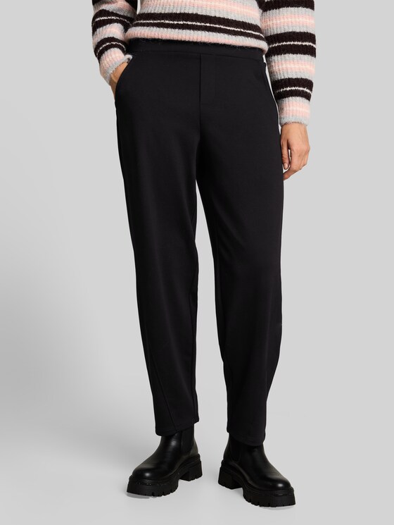 Loose-fit barrel trousers - deep black