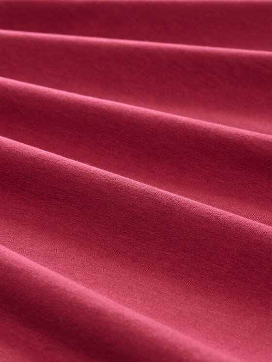 Slim-fit long-sleeved T-shirt with button placket - Rumba Red