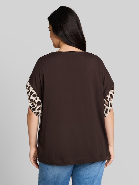 Plus Size - T-shirt with leopard print - brown beige leo print