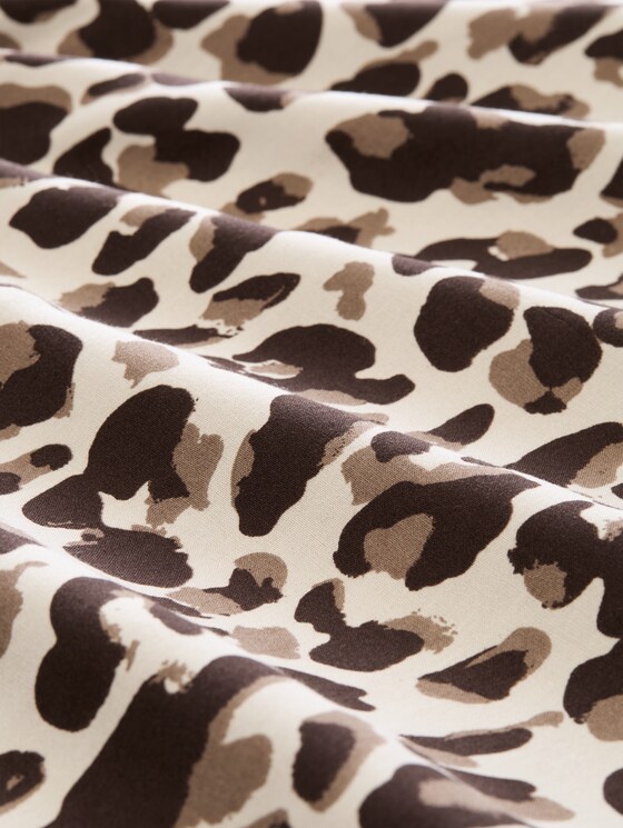 Plus Size - T-shirt with leopard print - brown beige leo print