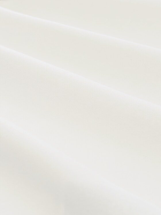 Slim-fit long-sleeved top with wavy hem - off white