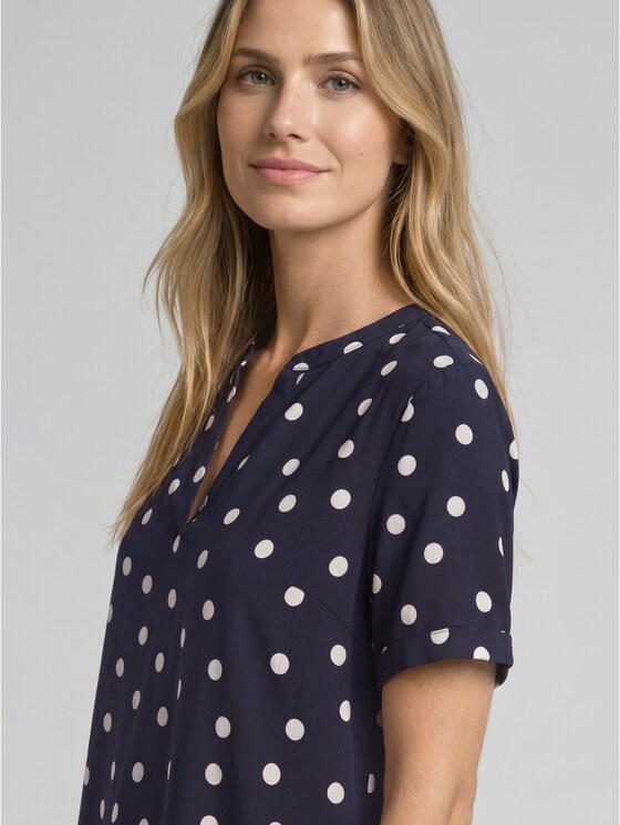Loose-fit blouse with V-neck - navy big dot design