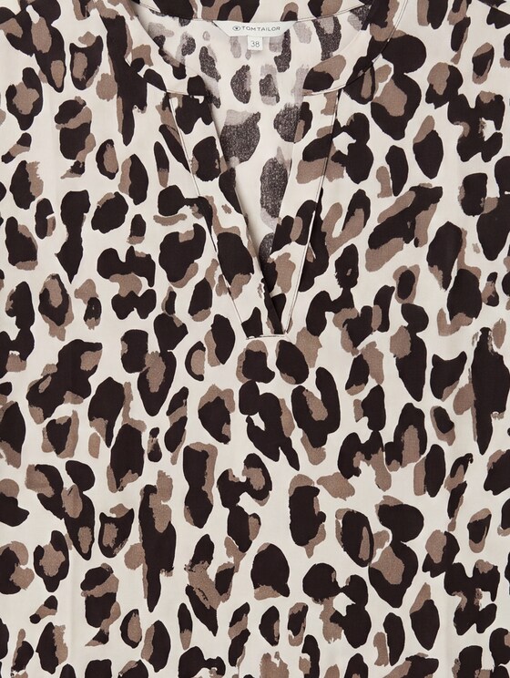 Loose-fit blouse with V-neck - brown beige leo print
