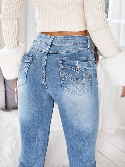 SHEIN Tall Women's Casual Denim Jeans With Pockets And Buttons For Daily Wear - image 2