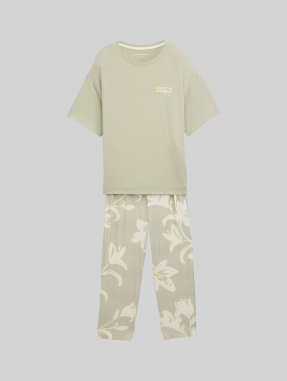 Pyjama set with all-over print - grün-hell-Allover