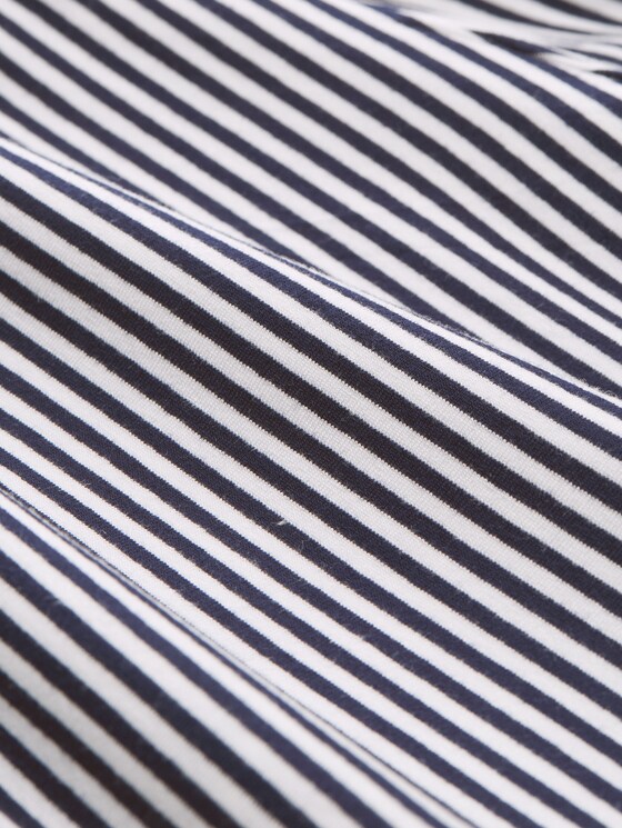 Pyjama shorts with striped pattern - blue stripes