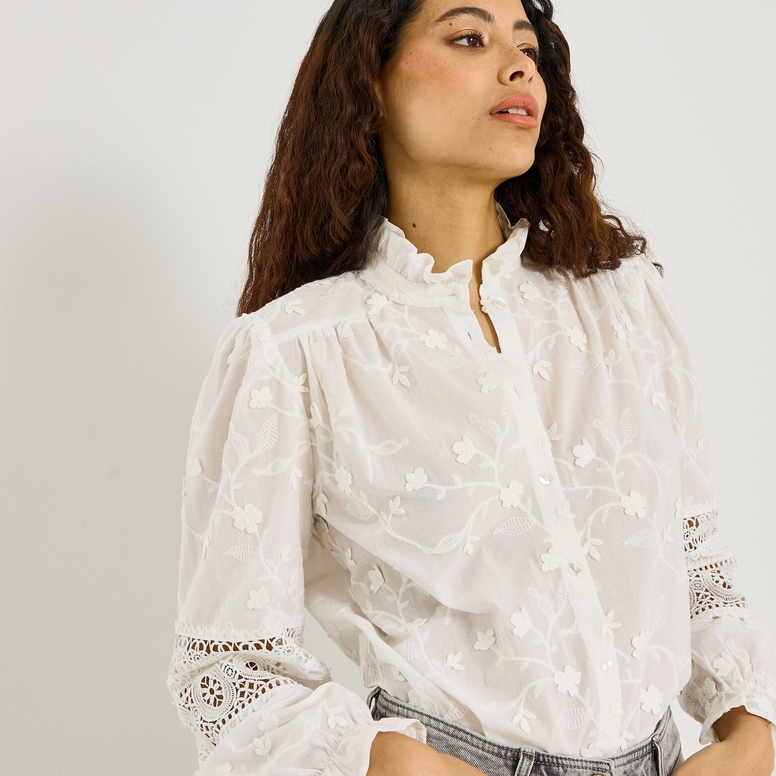 Chemise brodée détails ajourés femme - ECRU
