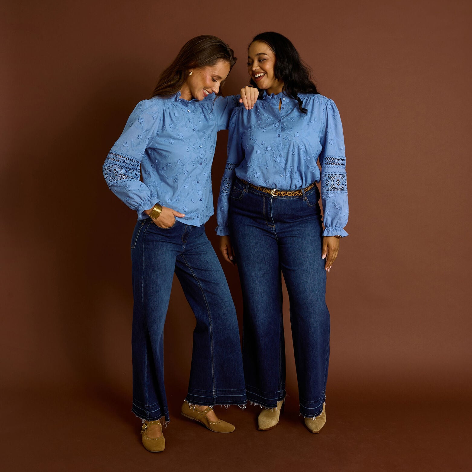 Chemise brodée détails ajourés femme - BLEU