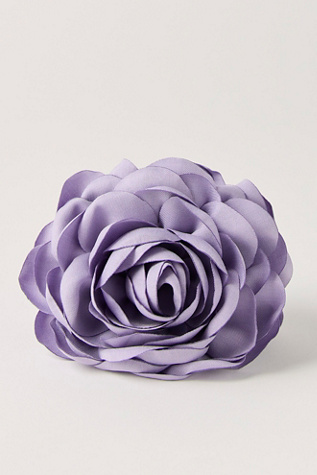 Belle Rosette Claw Clip