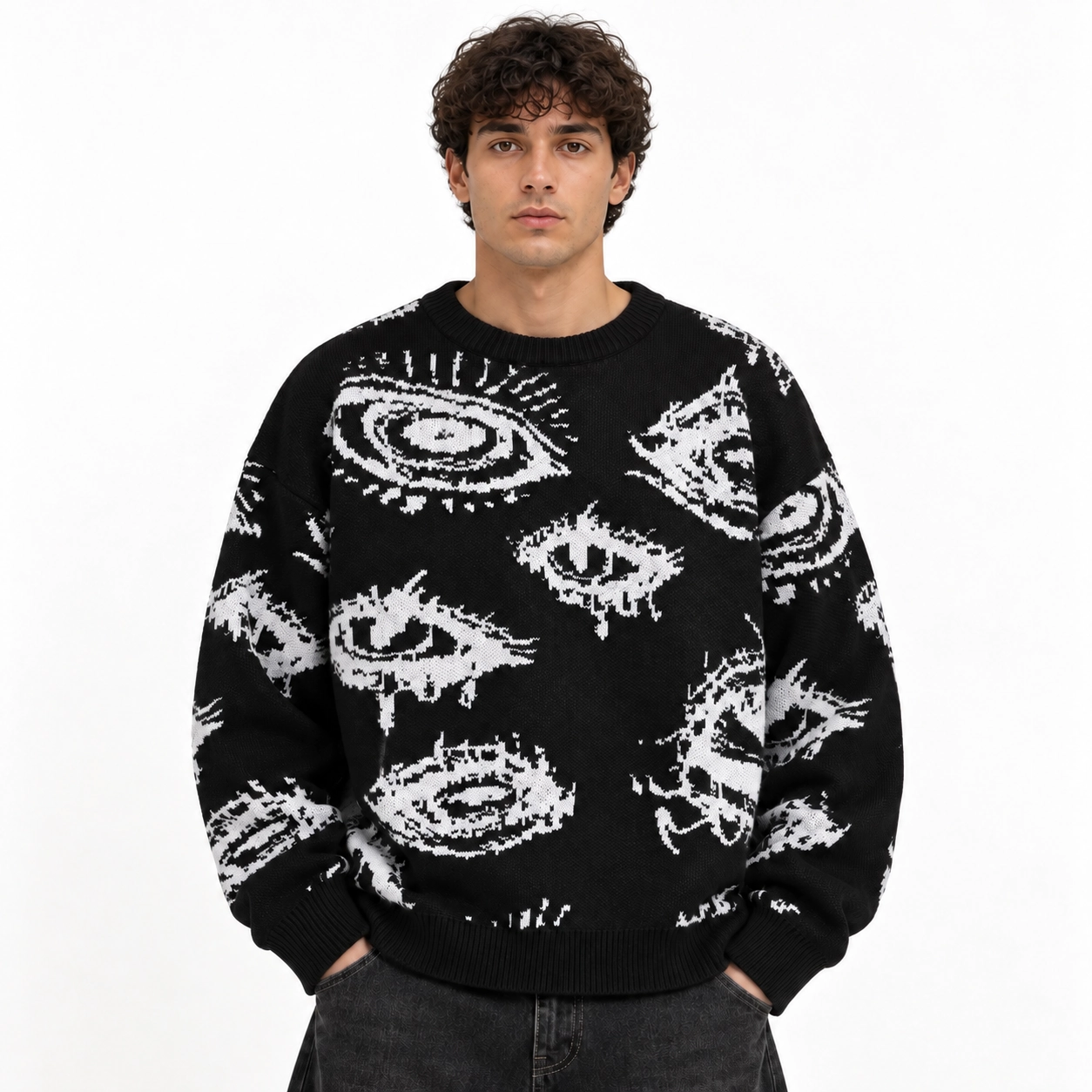 Black eye pattern crew-neck knit pullover front fit
