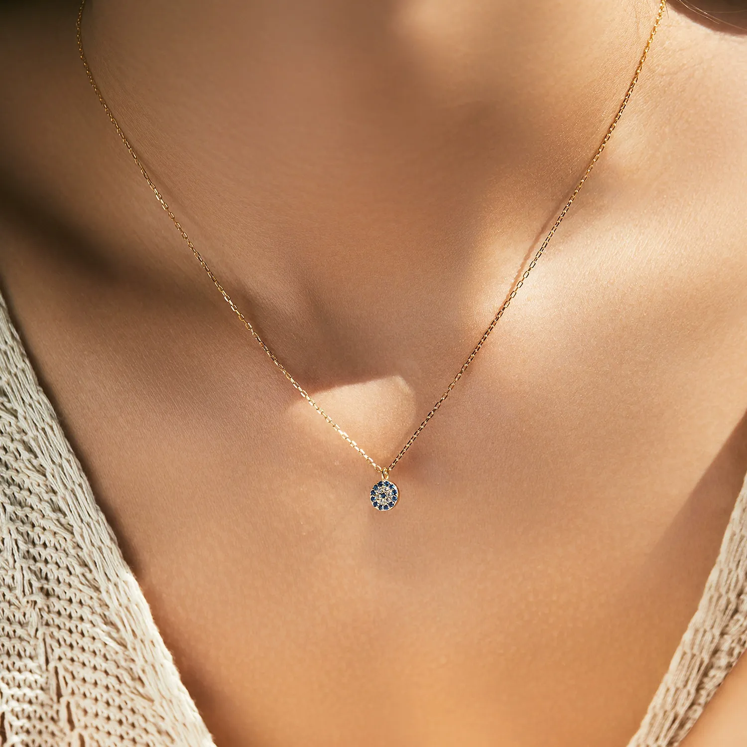 KIVELLUNE Estelle Blue Evil Eye Moissanite Necklace product image 2