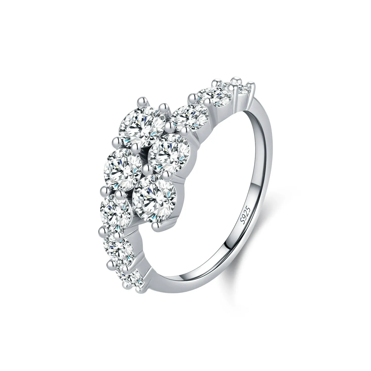 KIVELLUNE Caelia Moissanite Ring product image 4